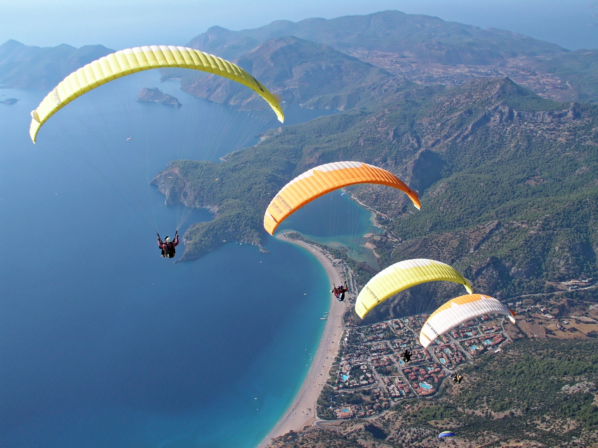 Understand rules and regulations in paragliding